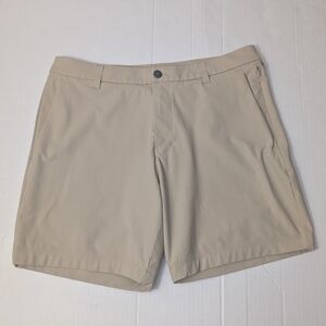 LULULEMON Commission Shorts Men's Size 33 Relaxed Inseam 7"